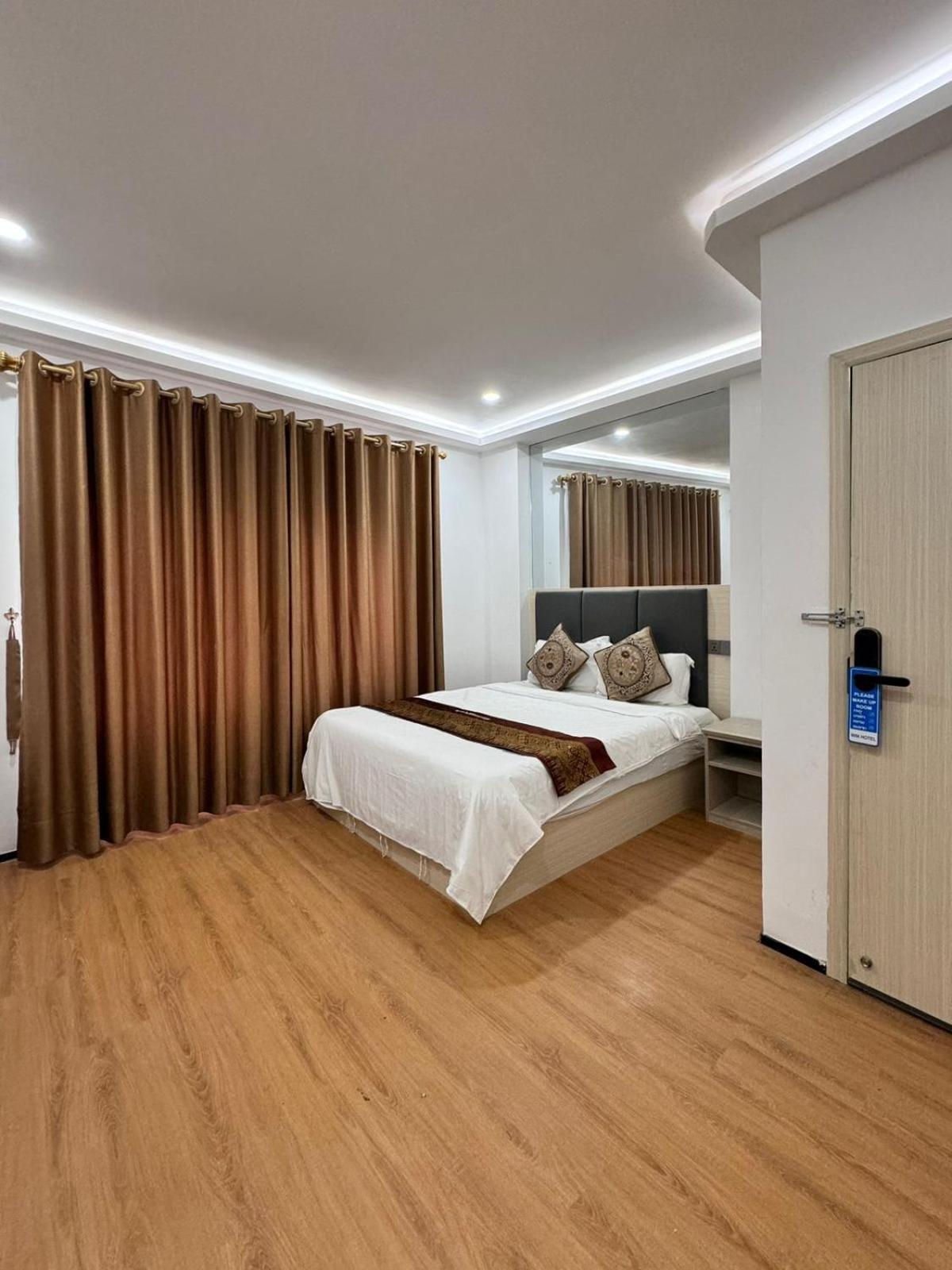 梦之南win酒店 Win Hotel Cafe & Spa Vientiane Buitenkant foto