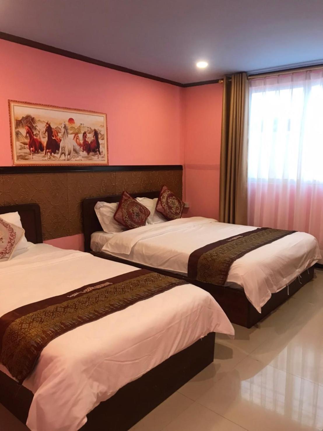 梦之南win酒店 Win Hotel Cafe & Spa Vientiane Buitenkant foto